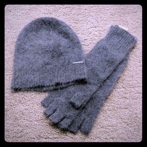 😍Michae Kors angora rabbit hair hat, glove, scarf set